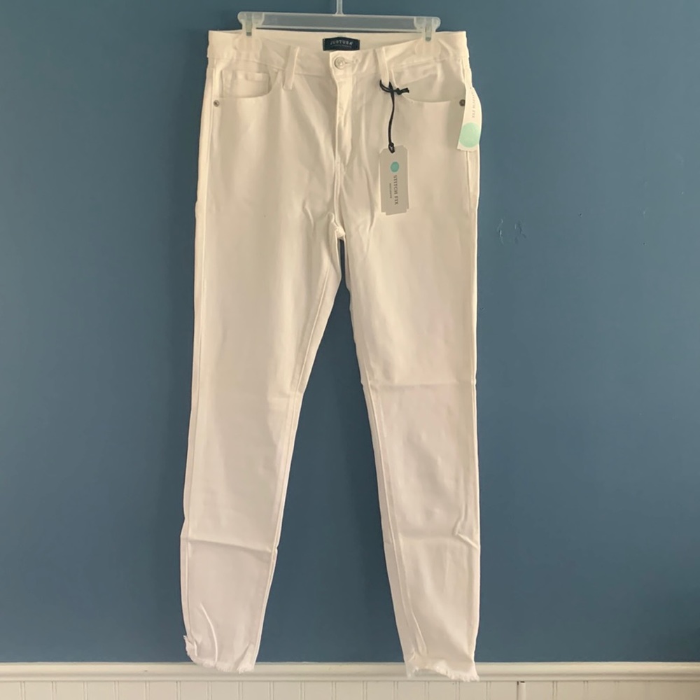 Just USA women’s white stretch lightweight jeans
